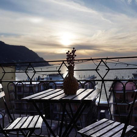 Apartamento House Of Sun 2016 Castellammare di Stabia Exterior foto